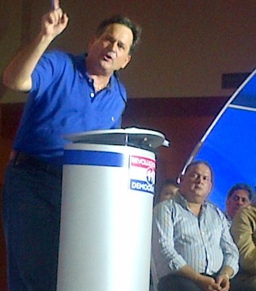 Navarro evita atacar a Martinelli en discurso de agradecimiento