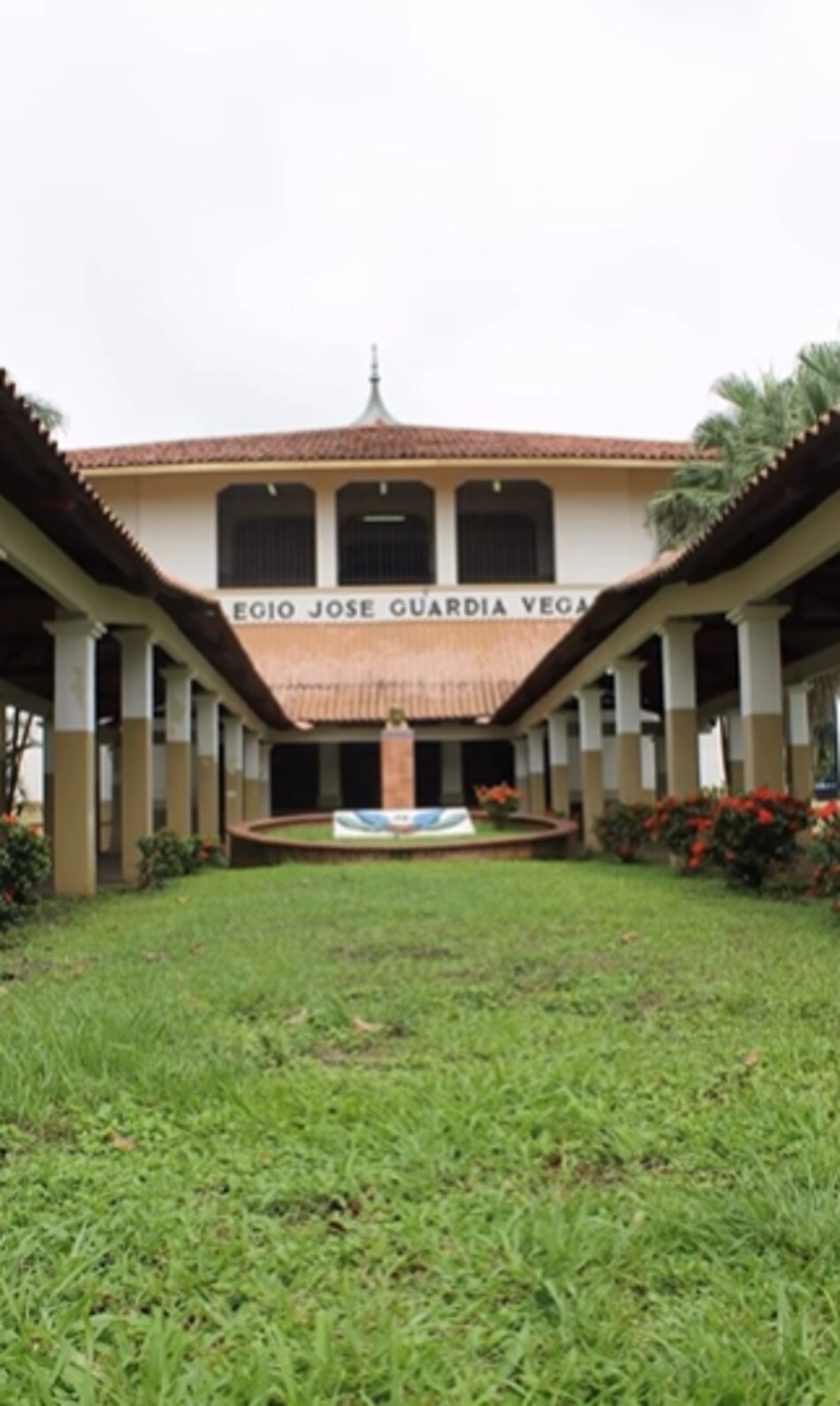 Detención provisional para dos menores por agresión en colegio de Colón