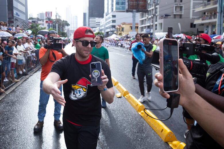 El vicealcalde Ruíz Díaz abandona a Mayer Mizrachi; se acoge a licencia sin sueldo