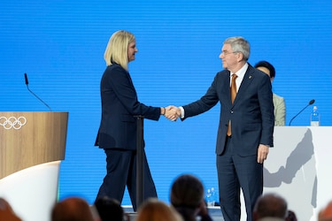 Kirsty Coventry será la primera mujer y africana en presidir el Comité Olímpico Internacional