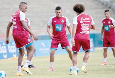 Christiansen va con todo ante Costa Rica