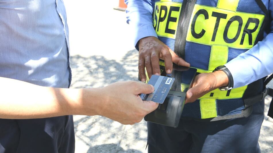 A partir del 11 de octubre impondrán multas de tránsito con boleteras electrónicas