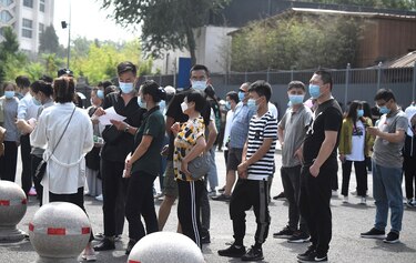 China asegura que brote de Covid-19 en Pekín está bajo control, pese a 21 casos nuevos 