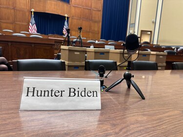 Cámara Baja formaliza la investigación contra Biden, quien califica la acusación de ‘mentiras’
