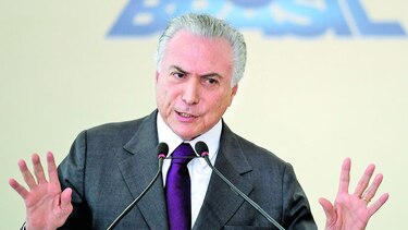 Buscan solución a crisis fiscal