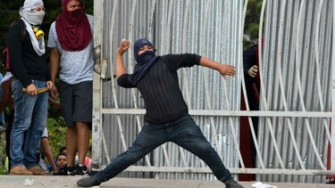 Hondureños anuentes al diálogo para resolver crisis política