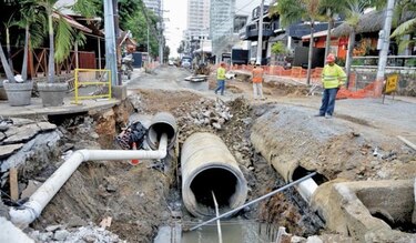 Renovación urbana en calle Uruguay, con avance de 30%