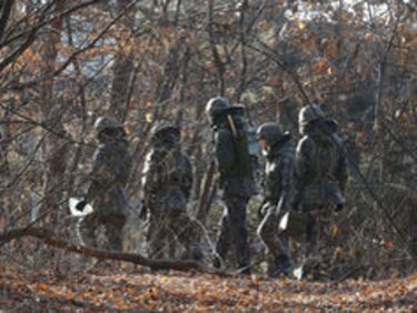 Pyongyang responde a decibelios surcoreanos con un millón de panfletos