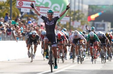 Sorpresa en la primera etapa del Giro de Italia
