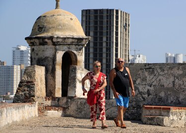 Arranca el proceso para demoler edificio ubicado frente a castillo en Cartagena de Indias