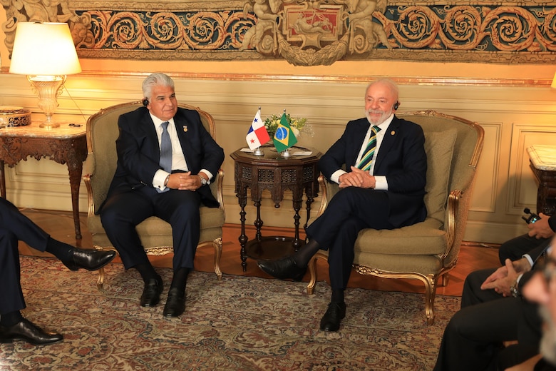 Encuentro entre Milei y Mulino: seguridad y cooperación agrícola dominaron la agenda