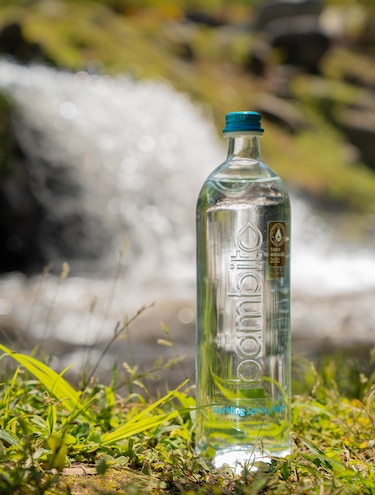 Agua de Manantial Bambito: el agua panameña que conquista al mundo