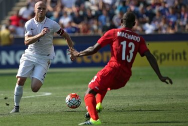 Bradley y Zardes lideran la convocatoria de Estados Unidos frente a Panamá
