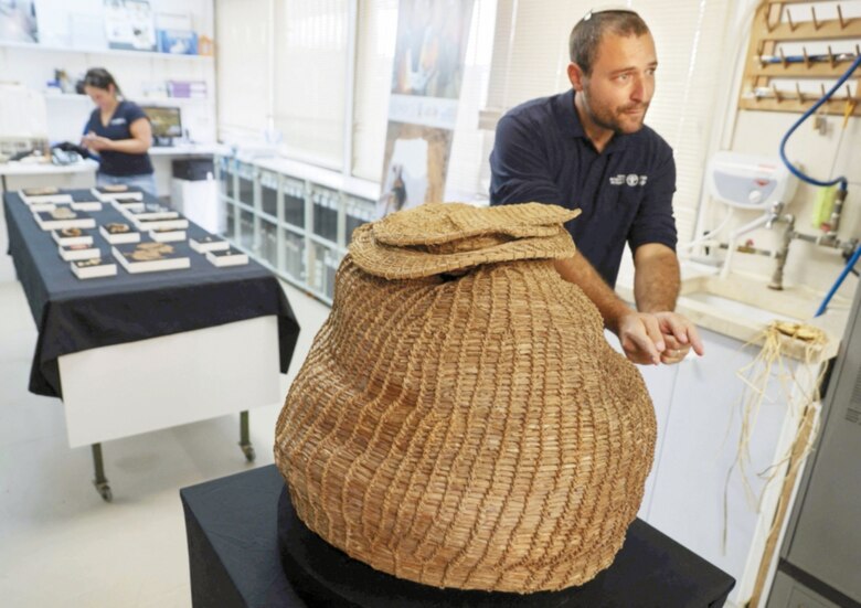 Desvelan manuscrito bíblico de hace 2 mil años