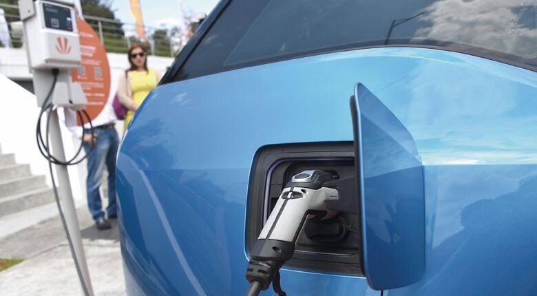 Largo camino hacia los autos eléctricos