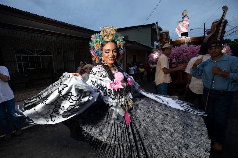 Semana del Campesino culmina con lujo y esplendor