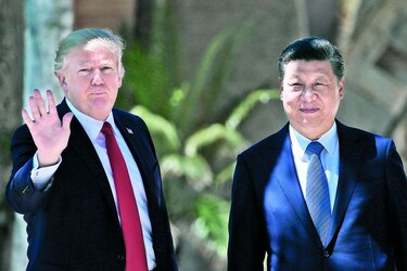 China pide moderación sobre Corea del Norte mientras se aproximan barcos