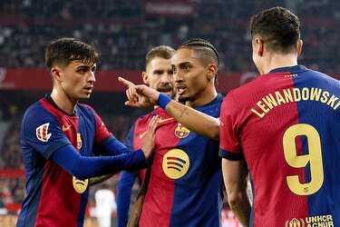 LaLiga adquiere un tono rojo intenso tras victoria del Barça en Sevilla