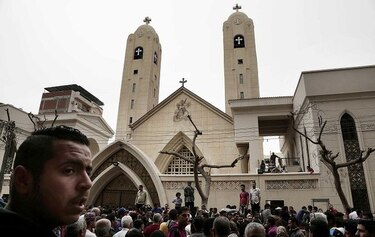 A 44 sube la cifra de muertos durante atentados contra iglesias en Egipto