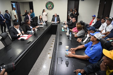 Directiva de la Asamblea pide mediación de la iglesia y la empresa privada con docentes en paro