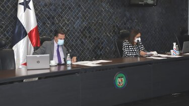 La Asamblea retomó la discusión del proyecto de ley que contempla descuentos salariales a funcionarios