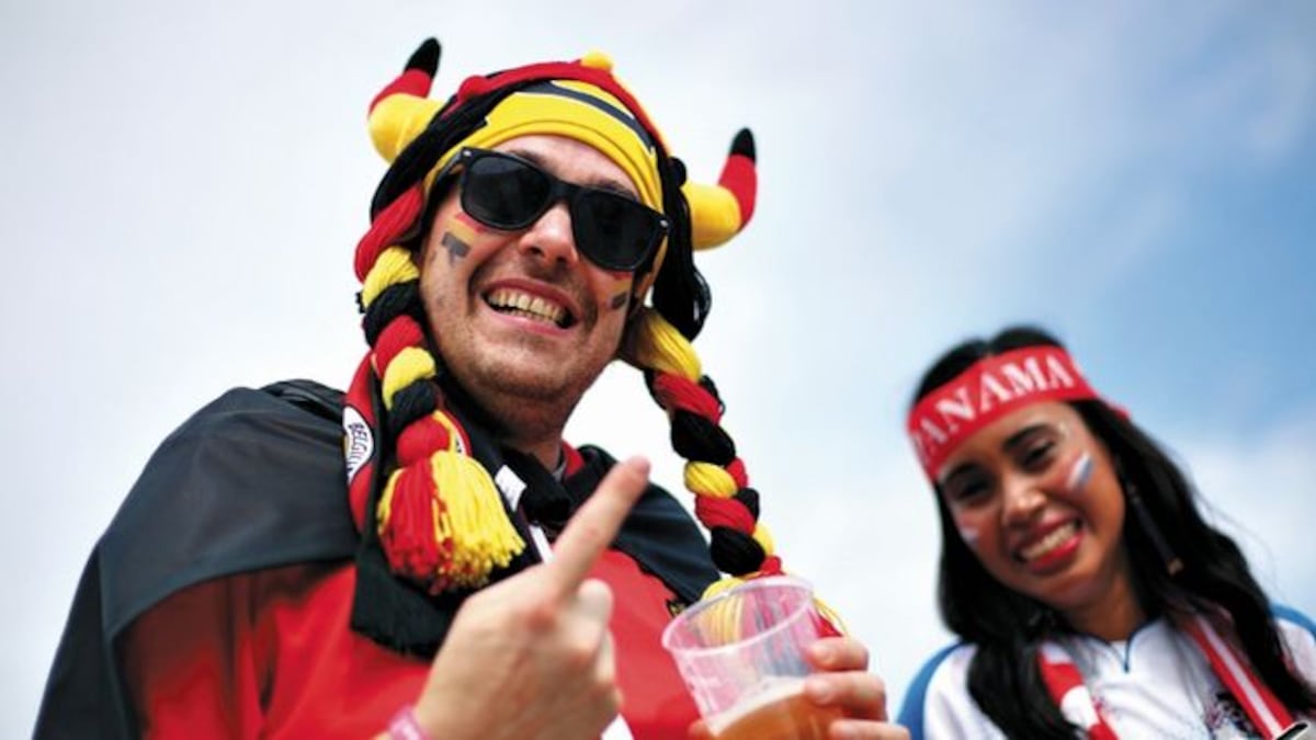 Tarde belga–panameña a las afueras del estadio de Sochi