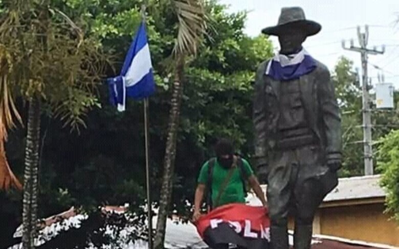 Nicaragua: al menos 10 muertos tras violenta incursión policial