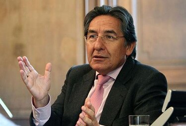 Dimite el ‘superministro’ del gobierno de Colombia