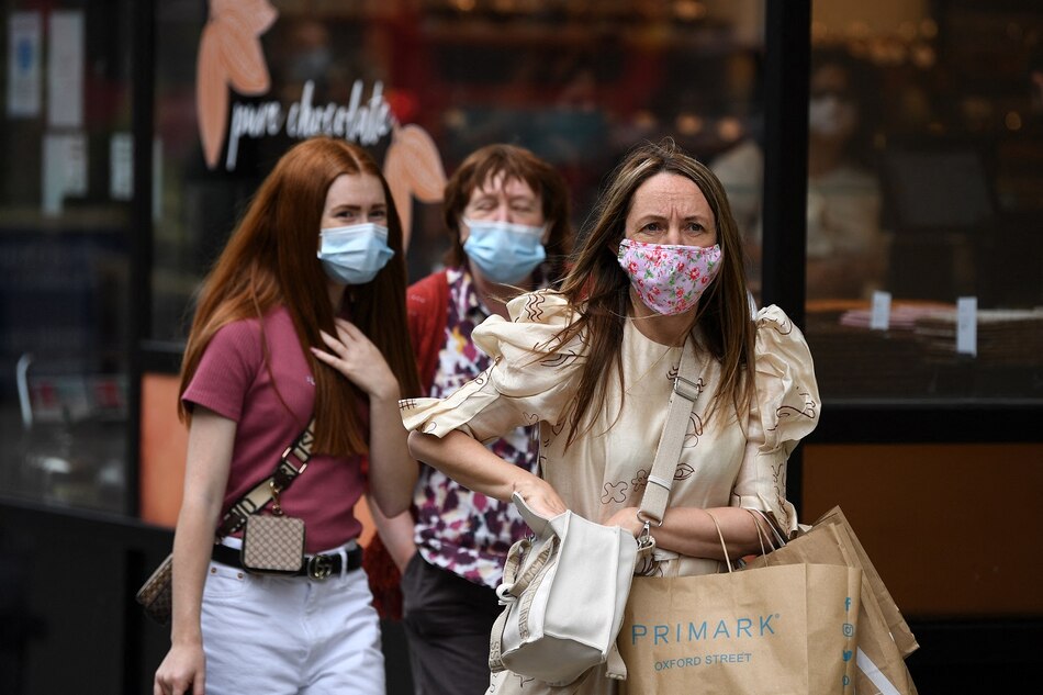 Llevar mascarilla dejará de ser obligatorio en Inglaterra a partir del 19 de julio