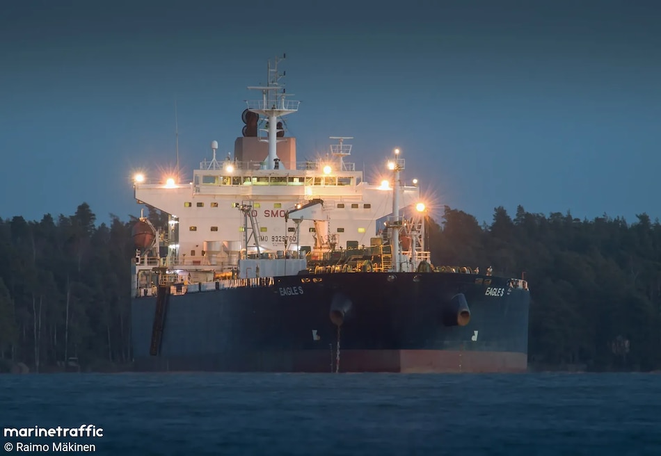 Aumentan a nueve los tripulantes del barco Eagle S sospechosos de dañar cables submarinos