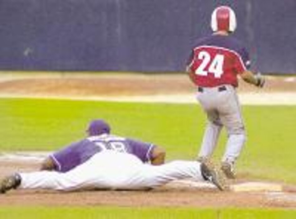 Los vaqueros siguen invictos