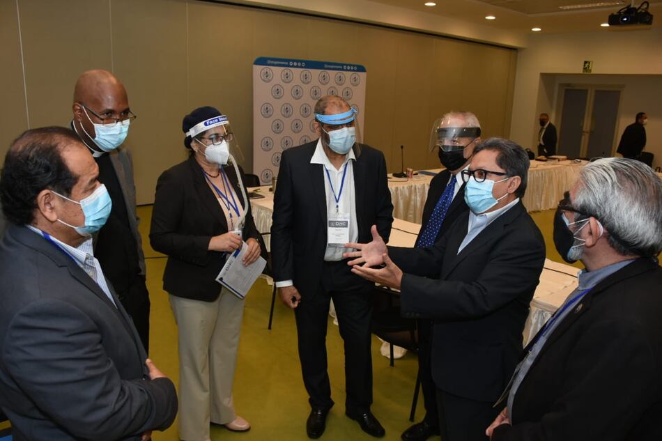 Un día prácticamente perdido en el diálogo por la Caja de Seguro Social