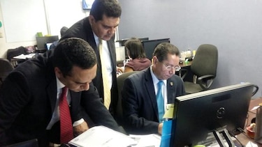 Fiscalía de El Salvador secuestra equipos informáticos de Mossack Fonseca