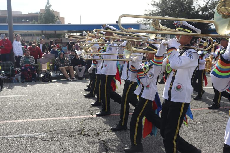 Exitosa presentación de la banda musical de La Primavera en Pasadena, California