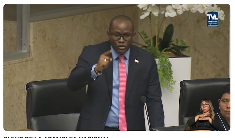 ‘Yo no soy tan estúpido’; el incidente entre un diputado y el embajador en Jamaica que tumbó una sesión en la Asamblea