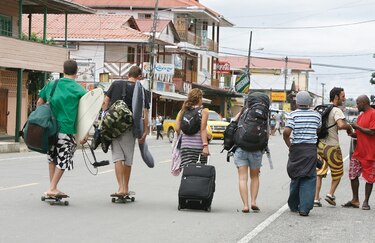 Cámara de Turismo de Bocas del Toro defiende ampliación del aeropuerto de Isla Colón