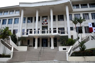 Fijan fecha de audiencia en caso de red de corrupción
