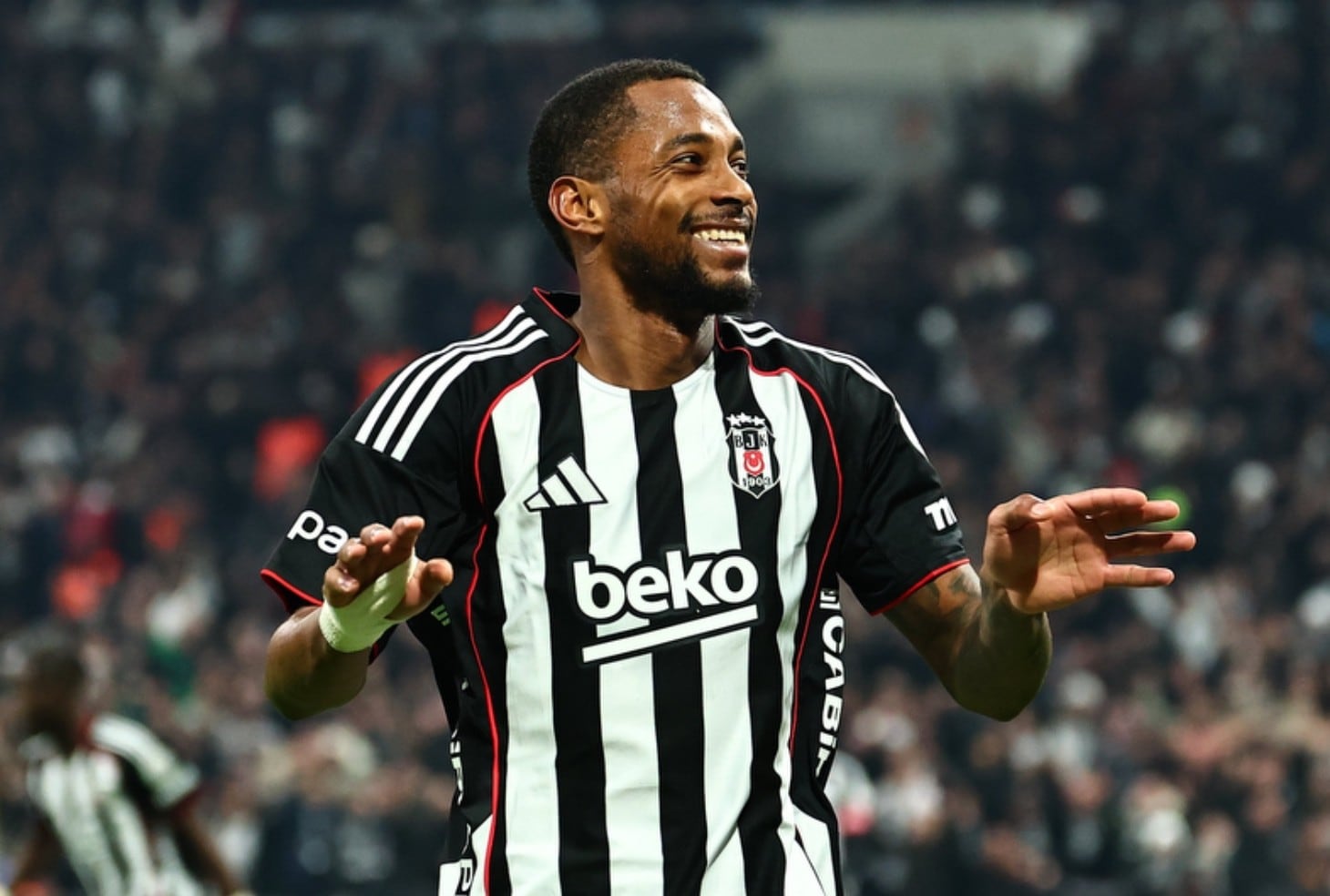 Michael Amir Murillo brilla con gol en goleada del Beşiktaş