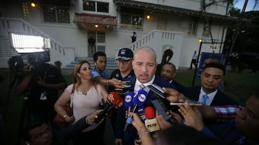 Ministro Rolando Mirones y procuradora Kenia Porcell llegan a acuerdo