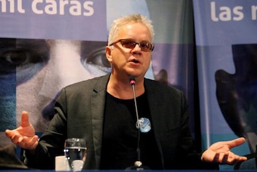 Tim Robbins: El teatro es el único arte que no se puede bajar por internet