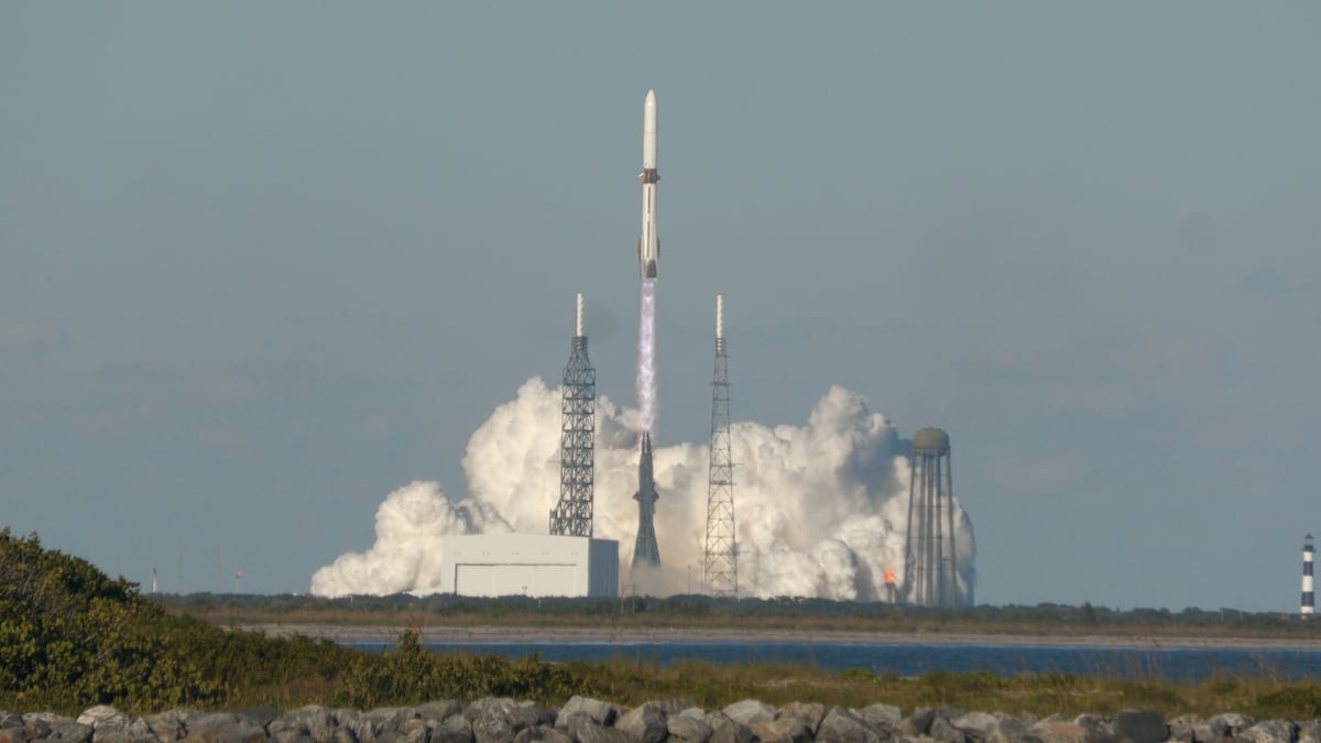 Blue Origin reutiliza por primera vez con éxito el cohete New Glenn en su tercera misión