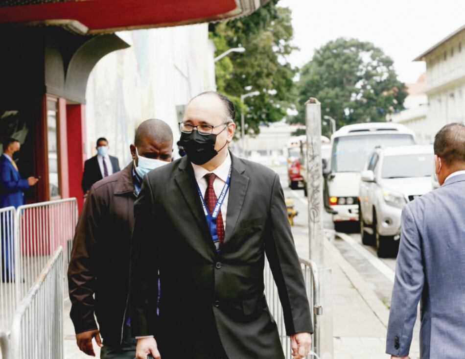 Implicado en caso Blue Apple pide devolución  de dinero