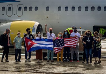 Oenegé de Estados Unidos y cubanos en el exterior mandan alimentos a la isla ante escasez de alimentos