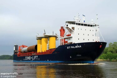 Rusia denuncia un posible ataque terrorista contra el barco Ursa Major en el Mediterráneo