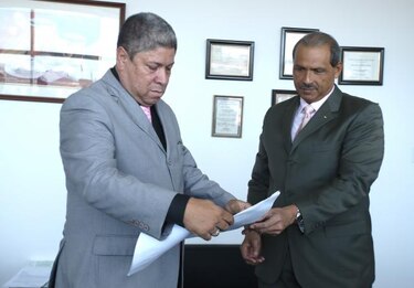 Sociedad civil repudia candidatura de Bernabé Pérez como contralor