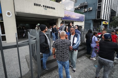 Venezolanos en Ecuador se encuentran en el limbo tras el cierre de consulados