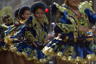 11 mil personas acuden al Desfile de la Hispanidad en Nueva York