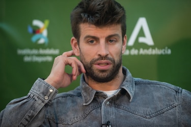 Piqué denuncia el acoso de los medios de comunicación y emprende acciones legales
