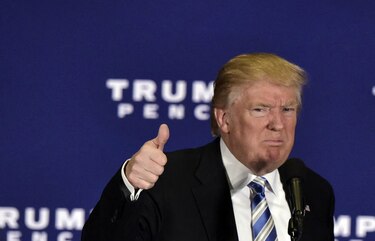 Donald Trump anuncia que comenzará a renegociar tratados de libre comercio con México y Canadá