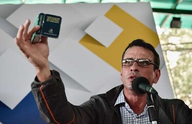 Gobierno de Venezuela anuncia investigación administrativa al opositor Henrique Capriles